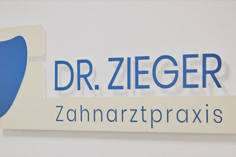 Dr. Zieger Zahnarzt Praxis Bonn Beuel Praxisausstattung